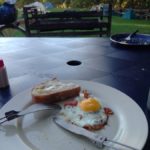 Frühstück.